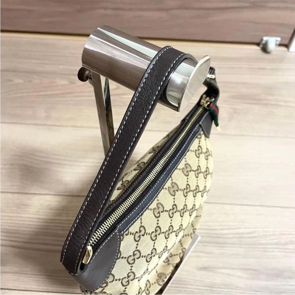 Gucci Beige and Dark Brown Shoulder Bag - Picture 9 of 12